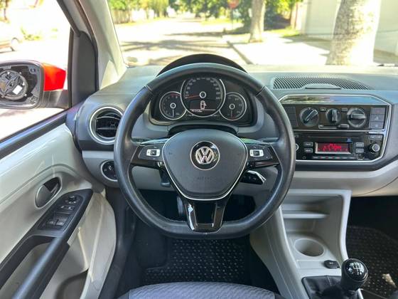 VOLKSWAGEN UP 1.0 TSI MOVE UP 12V FLEX 4P MANUAL VOLKSWAGEN UP 1.0 TSI MOVE UP 12V FLEX 4P MANUAL